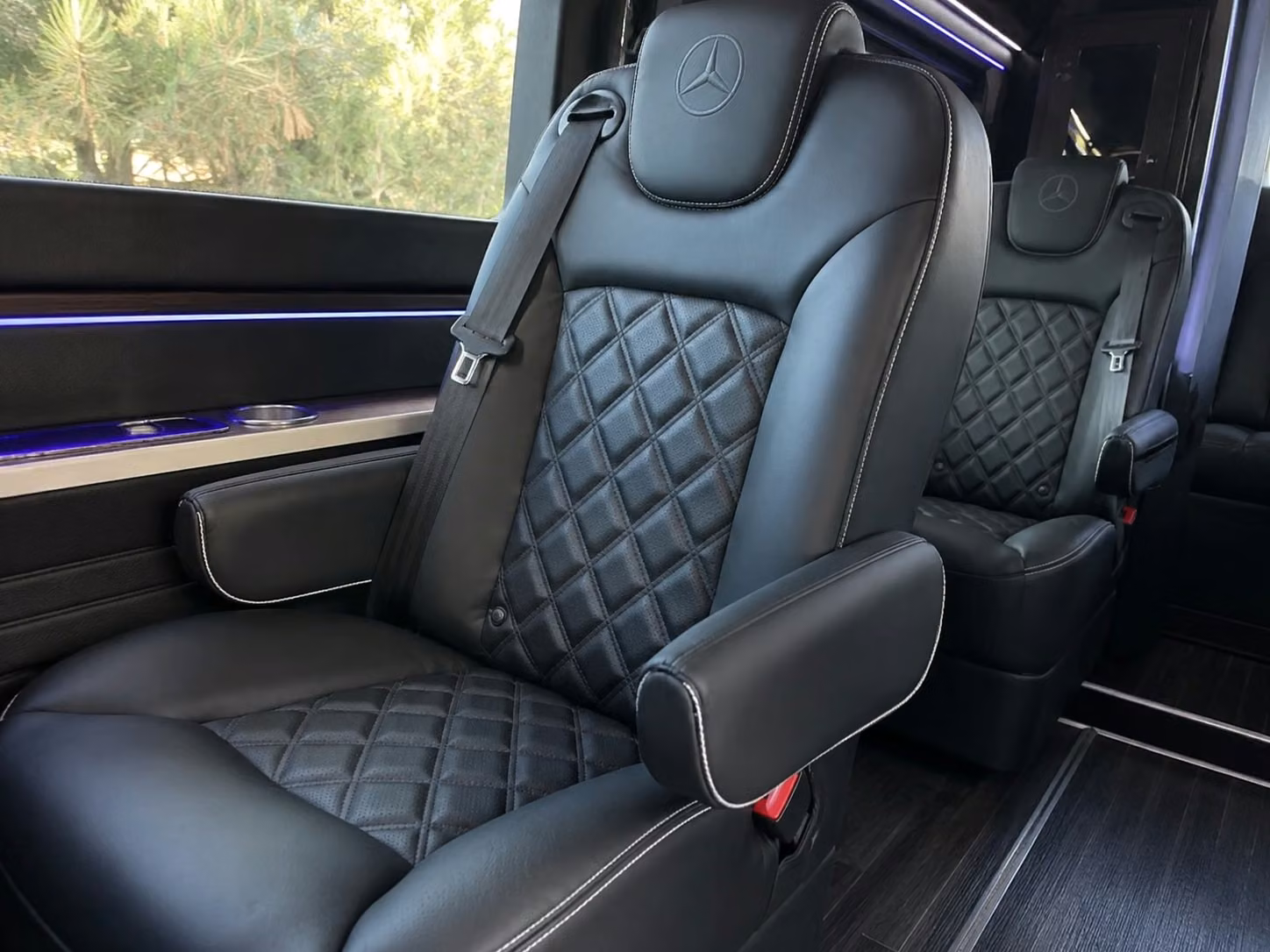 corporate event bus rentals in hialeah